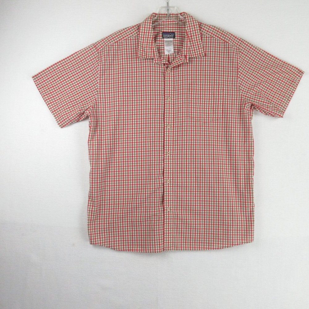 Patagonia Red and Tan Gingham Shirt Size XL Short Sleeve